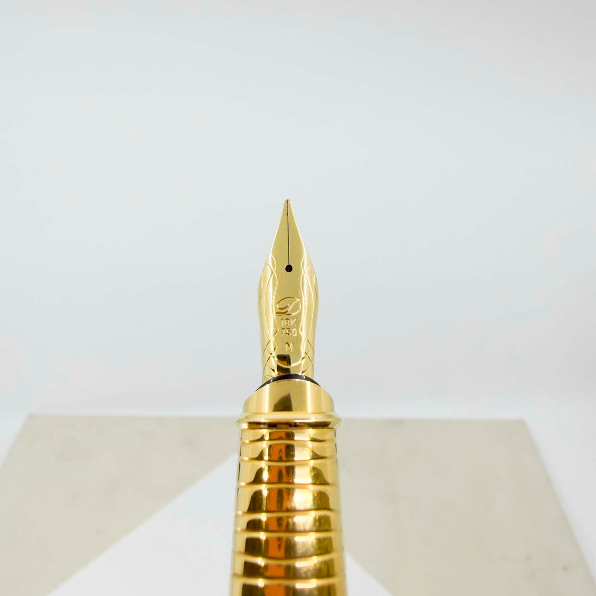 S.T. Dupont Afrika Limited Edition Fountain Pen - Circa 2000 - Medium 18kt Gold Nib