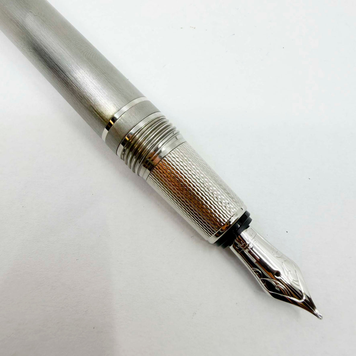 Dunhill Sidecar Brushed Stainless Steel Fountain Pen - Medium 18kt Gold Nib - MINT