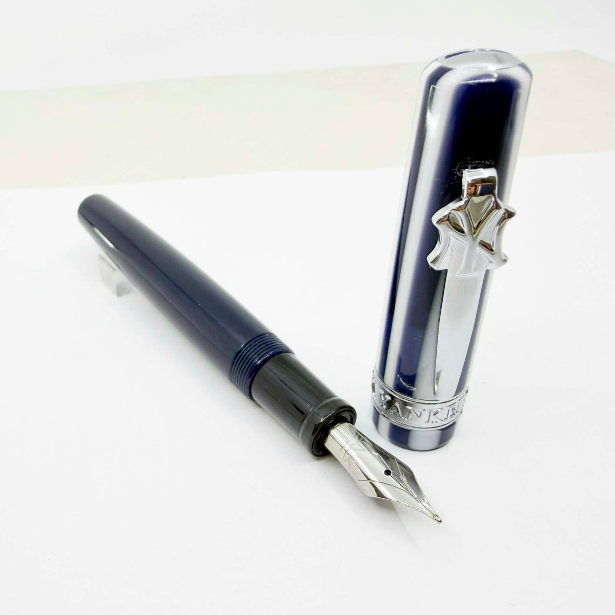 THINK Major League Baseball New York Yankees Special Edition Fountain Pen - Medium Stainless Steel Nib