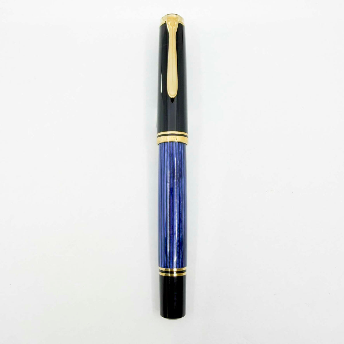 Pelikan Early M800 Black Cap/Blue Striated Barrel Fountain Pen - Medium 18kt Gold PF Nib