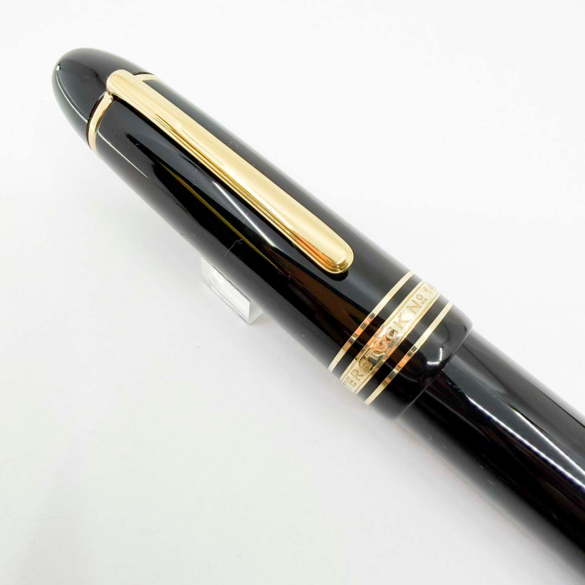 Montblanc Meisterstuck #149 (Largest) Fountain Pen - Broad 14kt Gold Nib
