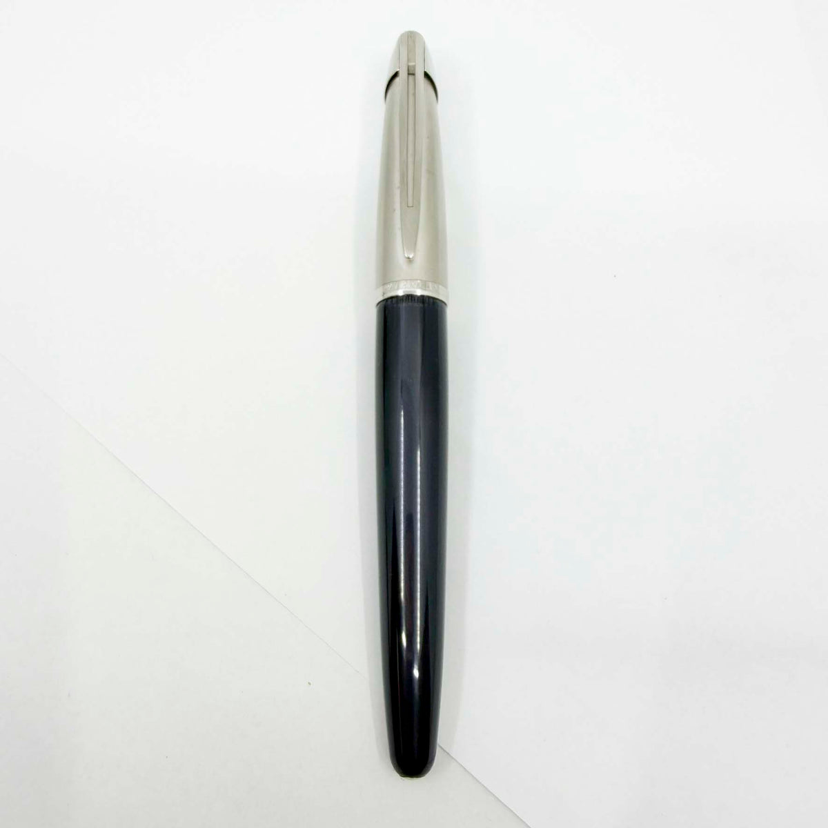 Waterman Edson Black Diamond Fountain Pen - Medium 18kt Gold Nib - SCARCE!