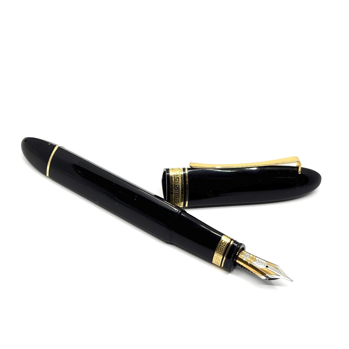 OMAS Dark Blue 360 Oversized Triangulated Fountain Pen