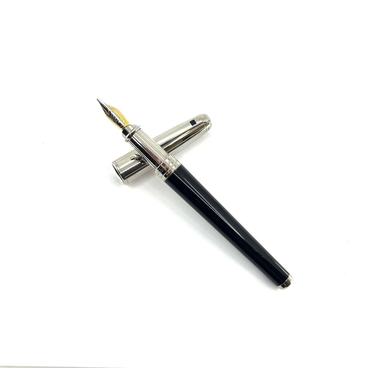 S. T. Dupont Perspective 2000 Limited Edition Fountain Pen  - Medium 18kt Gold Nib