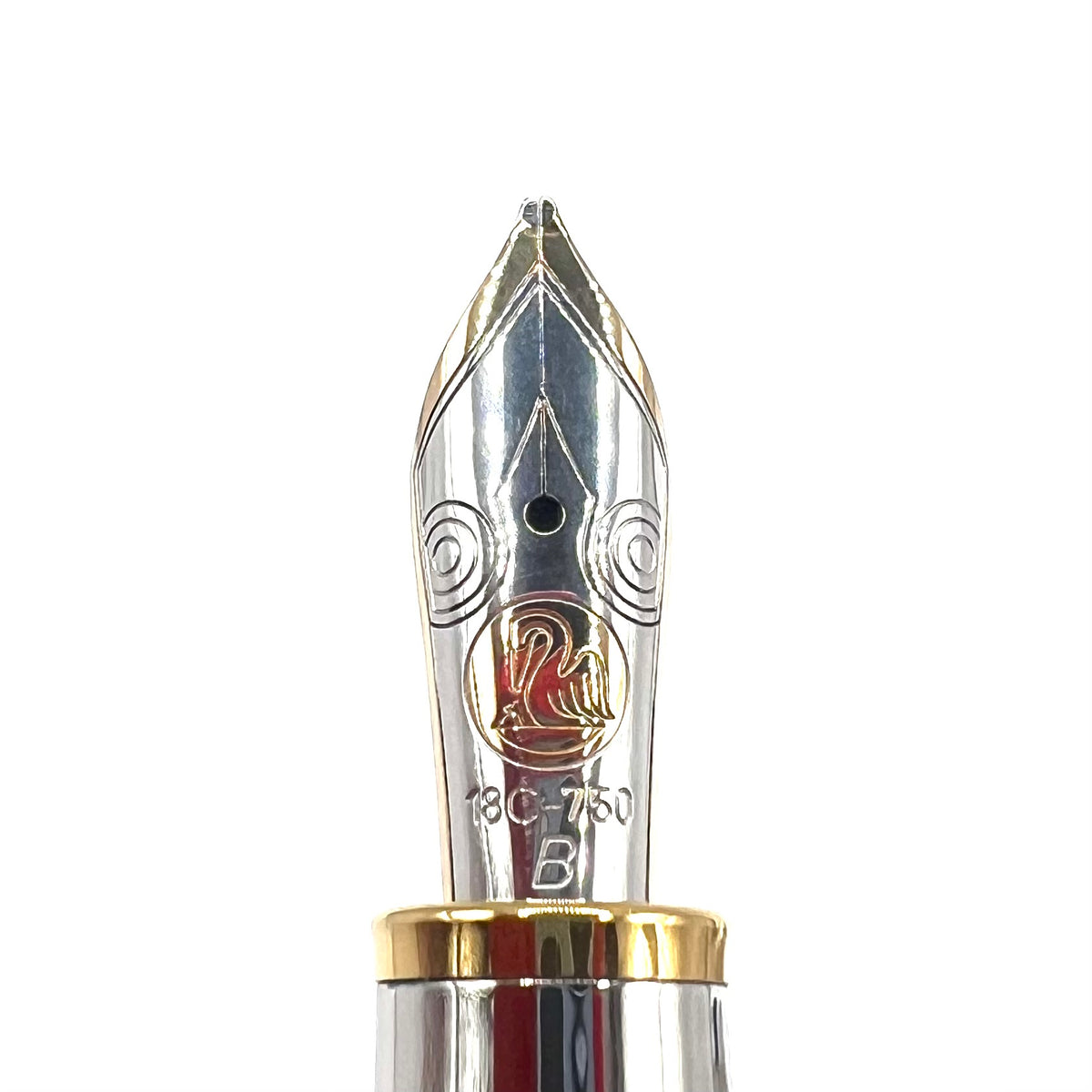 Pelikan M7000 Majesty Sterling Silver Fountain Pen -  Broad 18kt Gold Nib