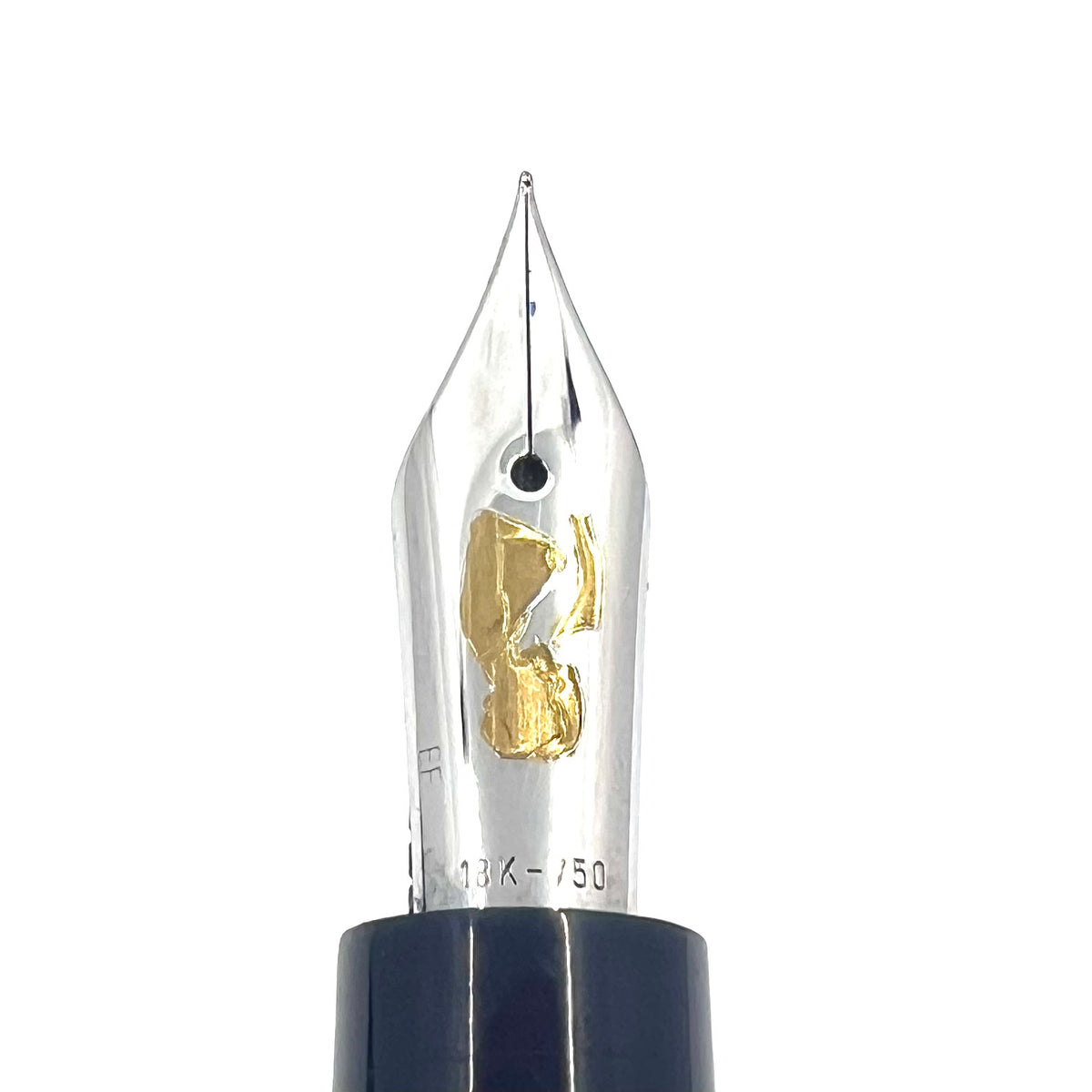 OMAS Horizontal Lined Sterling Silver Overlay Fountain Pen  - Extra Fine 18kt Gold Nib
