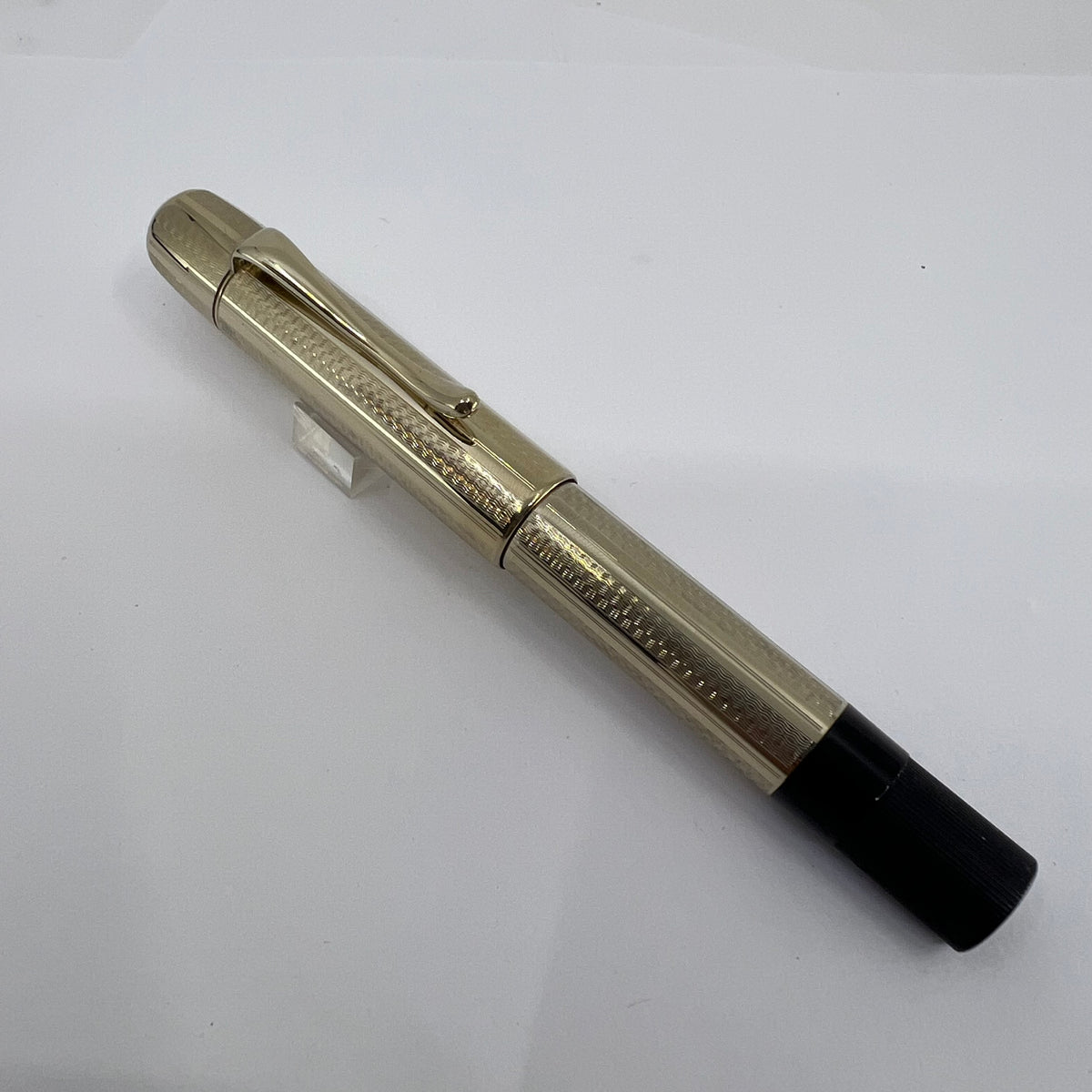 Pelikan "White Gold" (1931 Originals of their Time) Limited Edition Fountain Pen - Medium 18kt Gold Nib