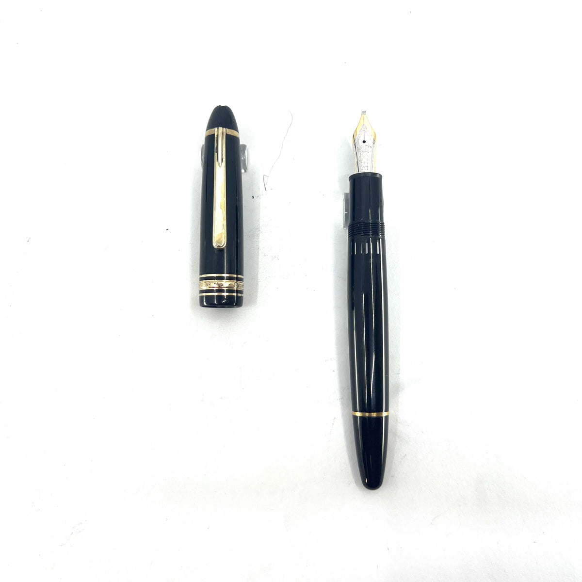 Montblanc Black Meisterstuck #146 LeGrand Fountain Pen -  Double Broad Oblique 14kt Gold Nib
