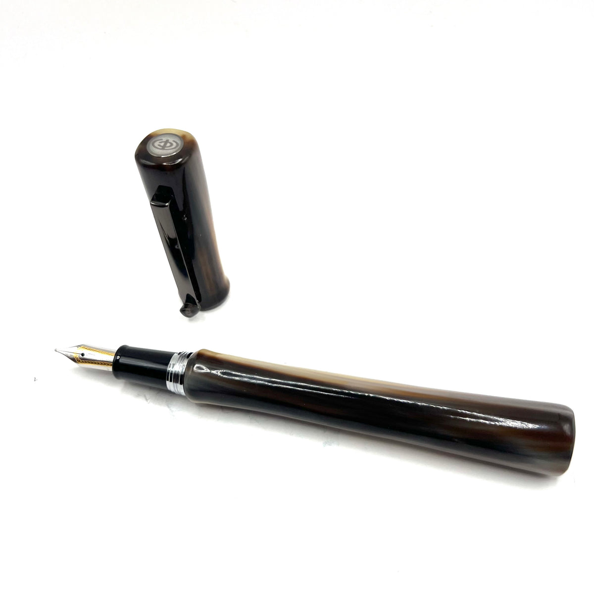 Taccia Savanna Buffalo Horn Fountain Pen - Broad Gold-Plated Nib