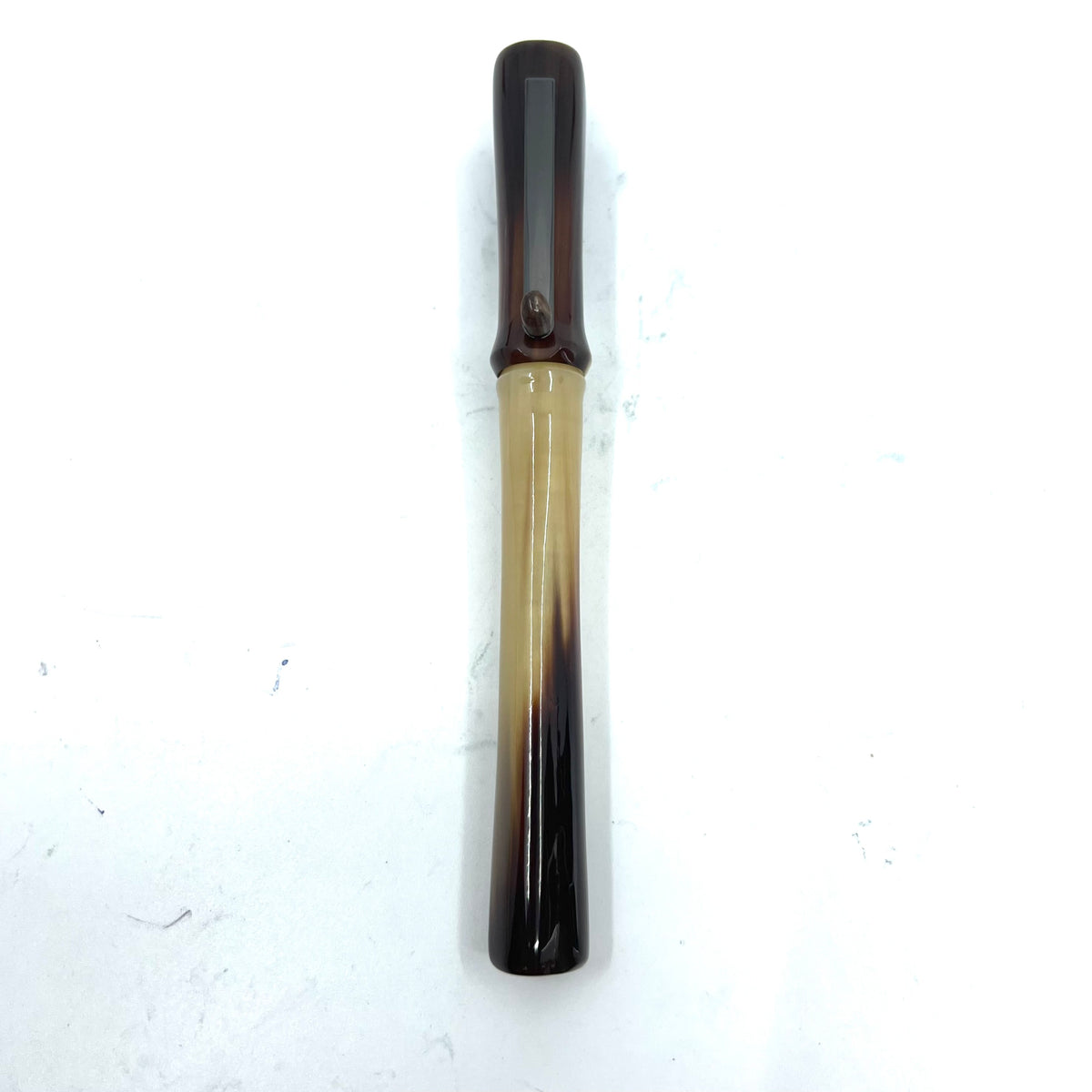 Taccia Savanna Buffalo Horn Fountain Pen