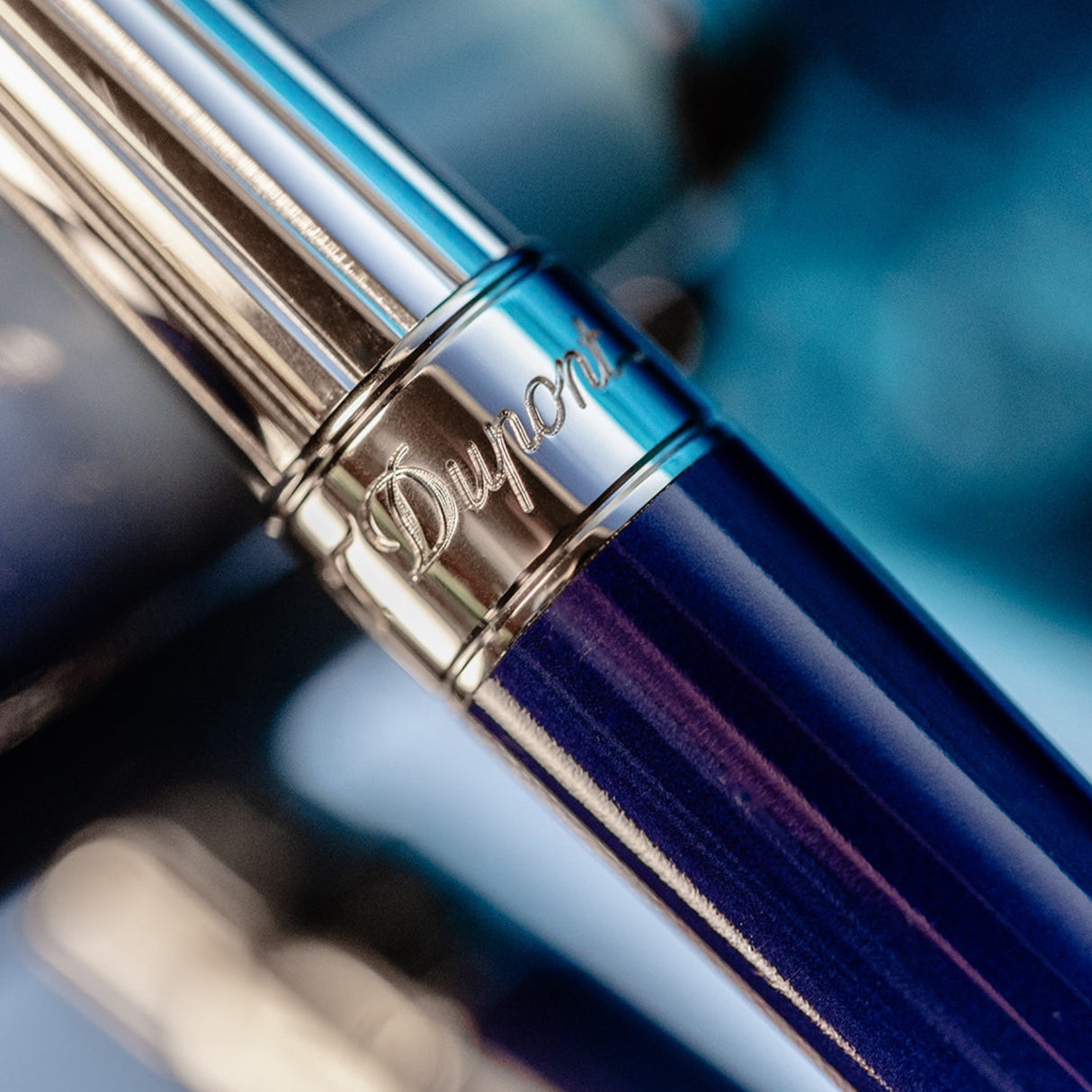 S.T Dupont Line D La Mer Gradient Collection - Fountain Pen