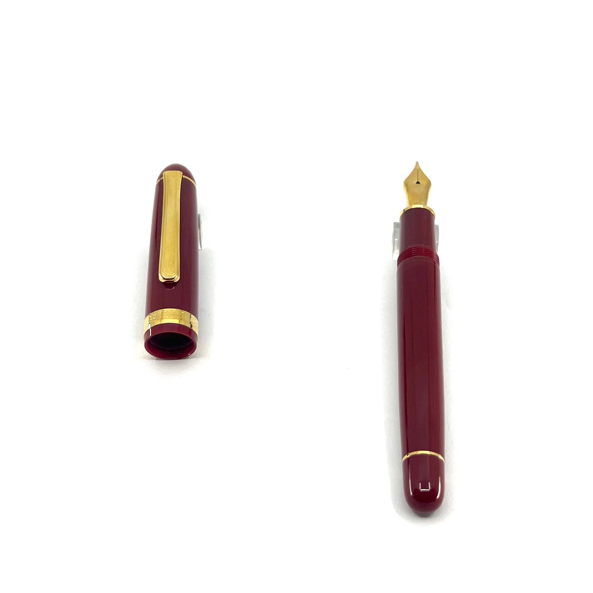 Platinum #3776 Tuscan Red Fountain Pen - Broad 14kt  Gold Nib