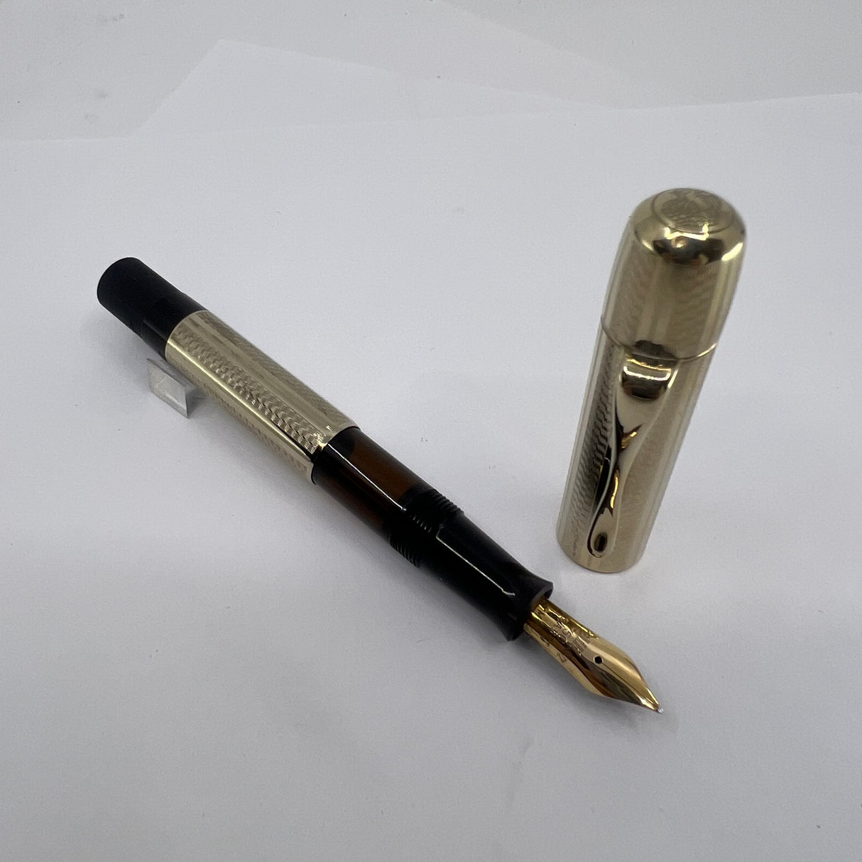 Pelikan "White Gold" (1931 Originals of their Time) Limited Edition Fountain Pen - Medium 18kt Gold Nib