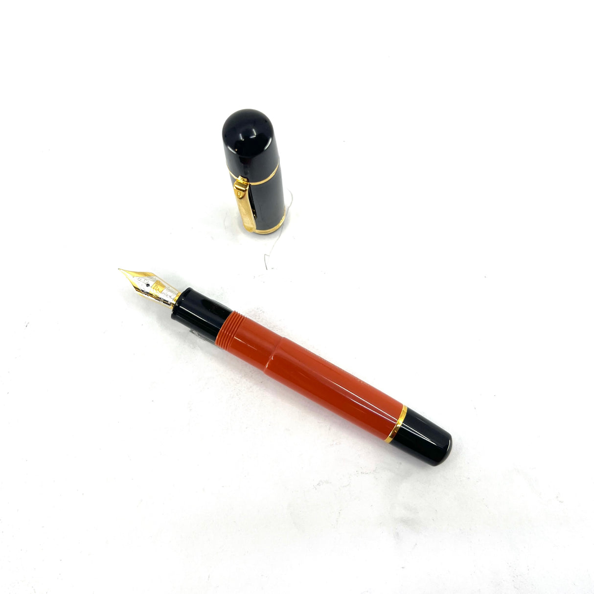 Bexley Tea Time Fountain Pen Made For Classic Pens - Flexible Fine 18kt Gold Nib