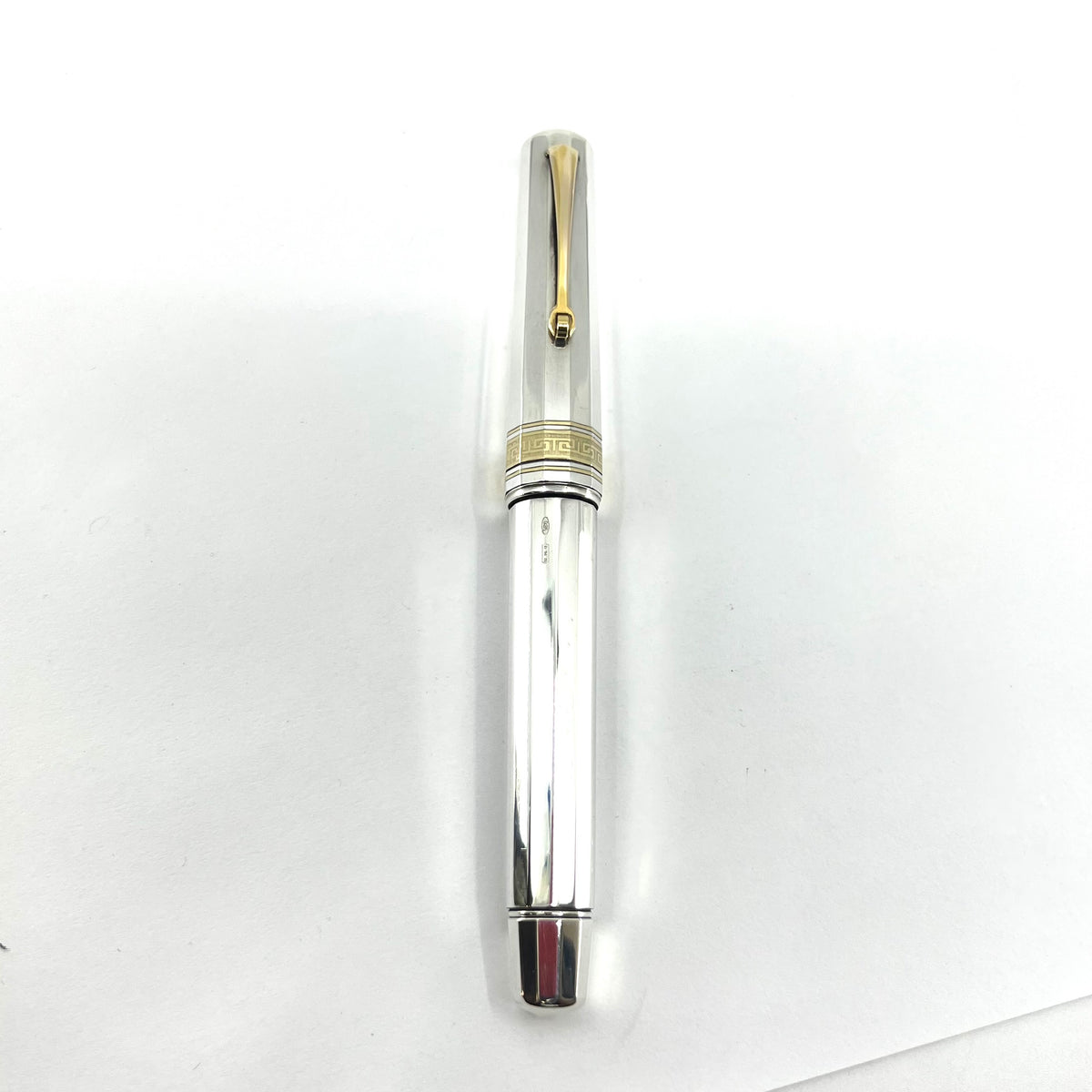 OMAS Sterling Silver Facetted Large Paragon Limited Edition Fountain Pen -  Fine 18kt Gold Nib