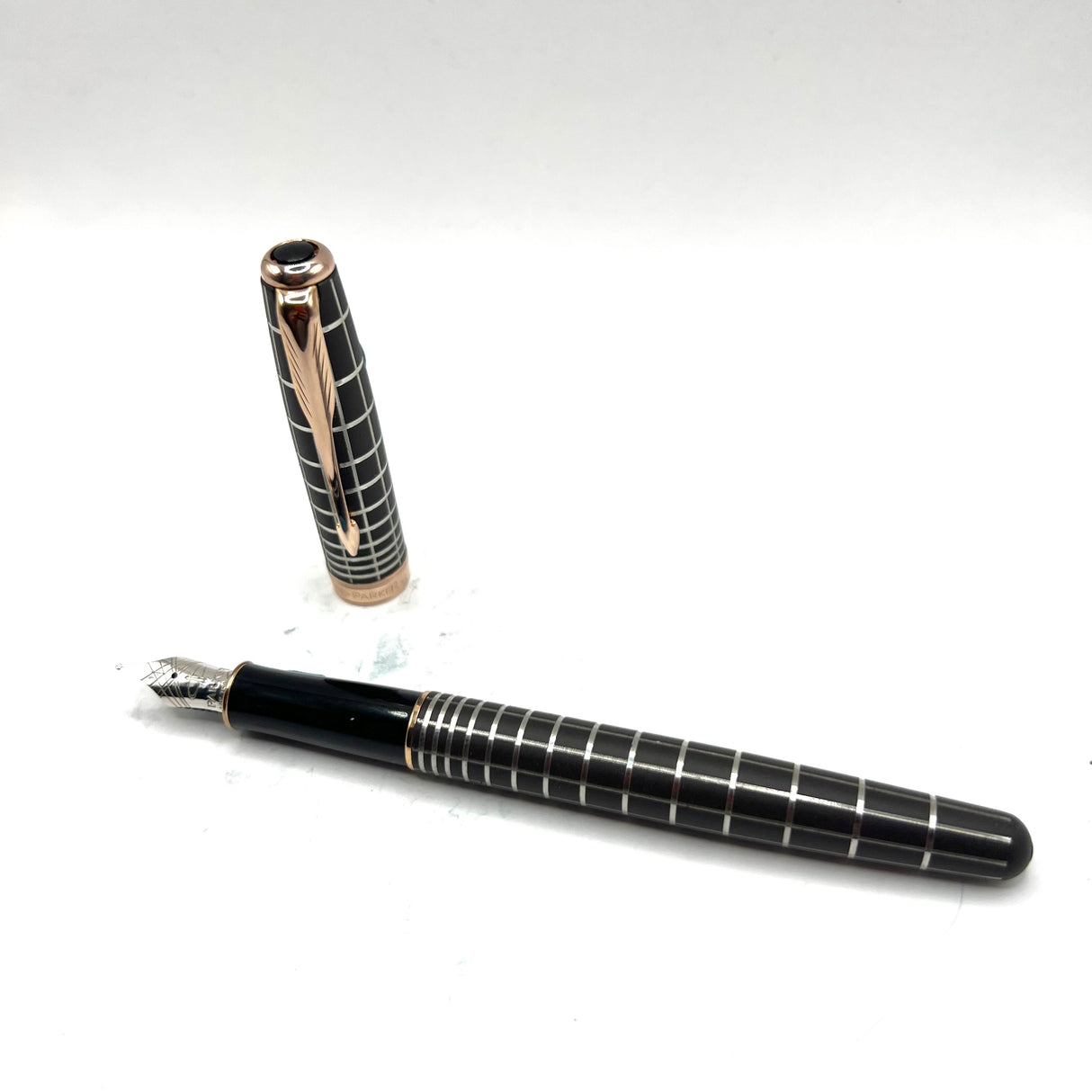Parker Sonnet Brown PGT Fountain Pen   - Medium 18kt Gold Nib