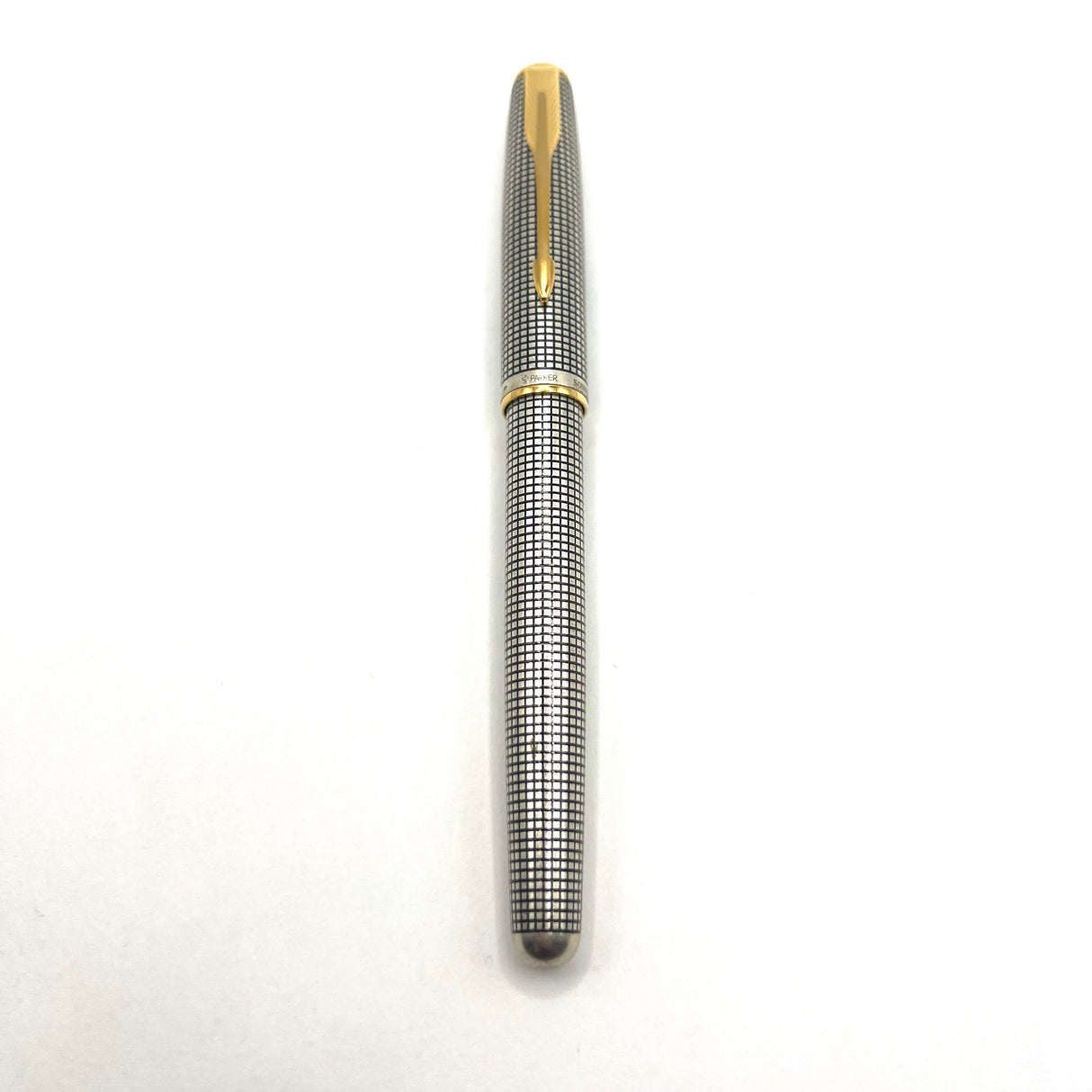 Parker Sonnet Sterling Silver Cisele Cross Hatch Fountain Pen -  Medium 18kt Gold Nib
