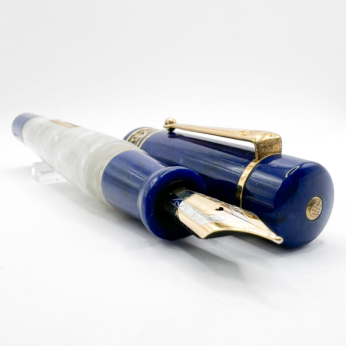 Delta Israel 50th Anniversary Gold Vermeil & Resin Limited Edition Fountain Pen  -  Medium 18kt Gold Nib