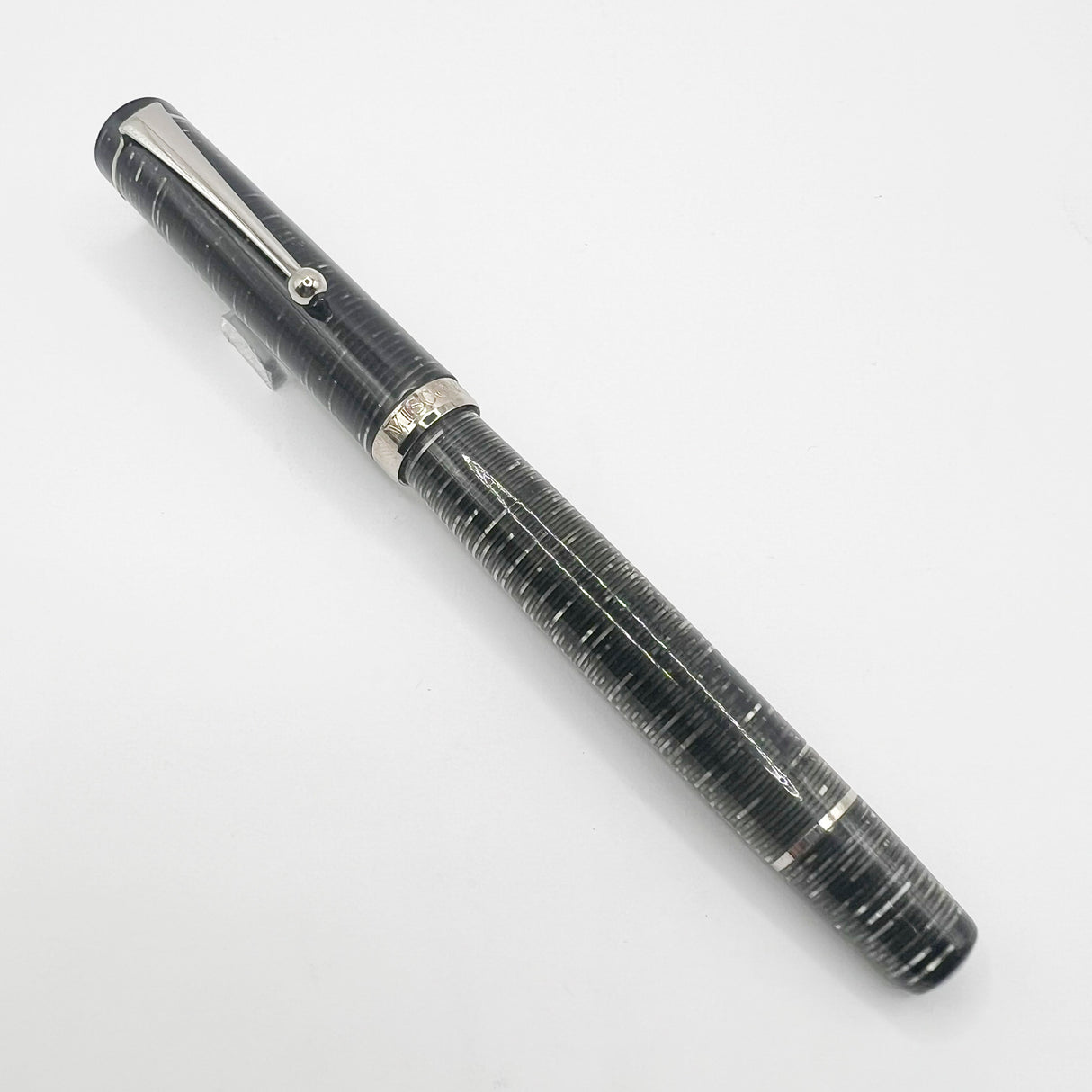 Visconti D'Essai Vintage Celluloid Limited Edition Fountain Pen - Fine 18kt Gold  Nib