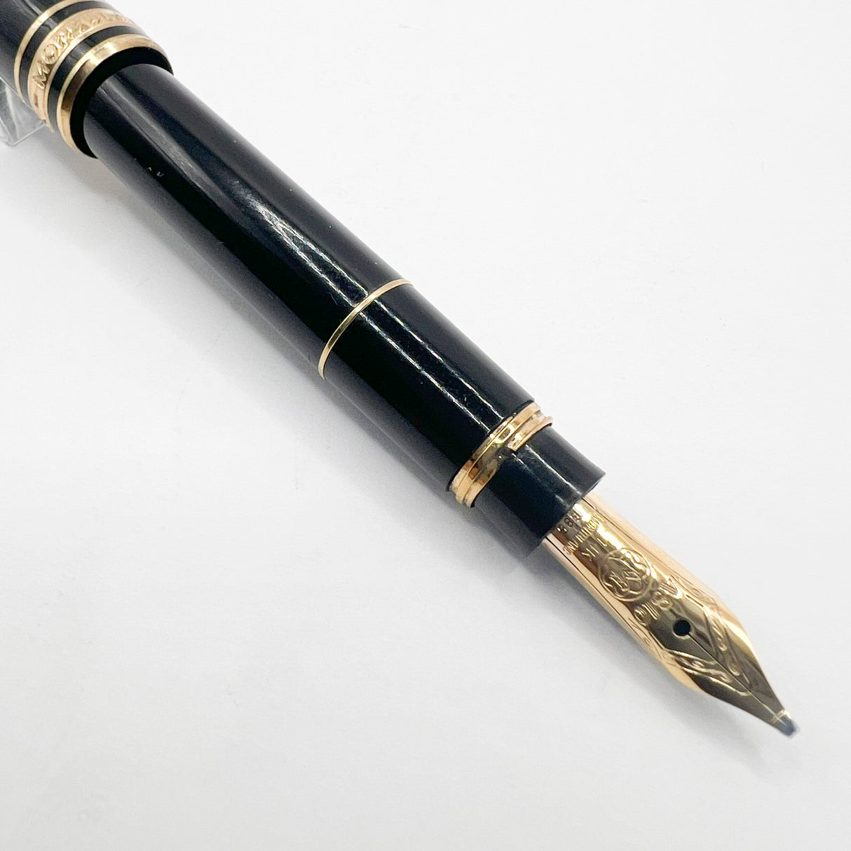 Montblanc Meisterstuck Mozart Black Resin Fountain Pen - Broad 14kt Gold  Nib