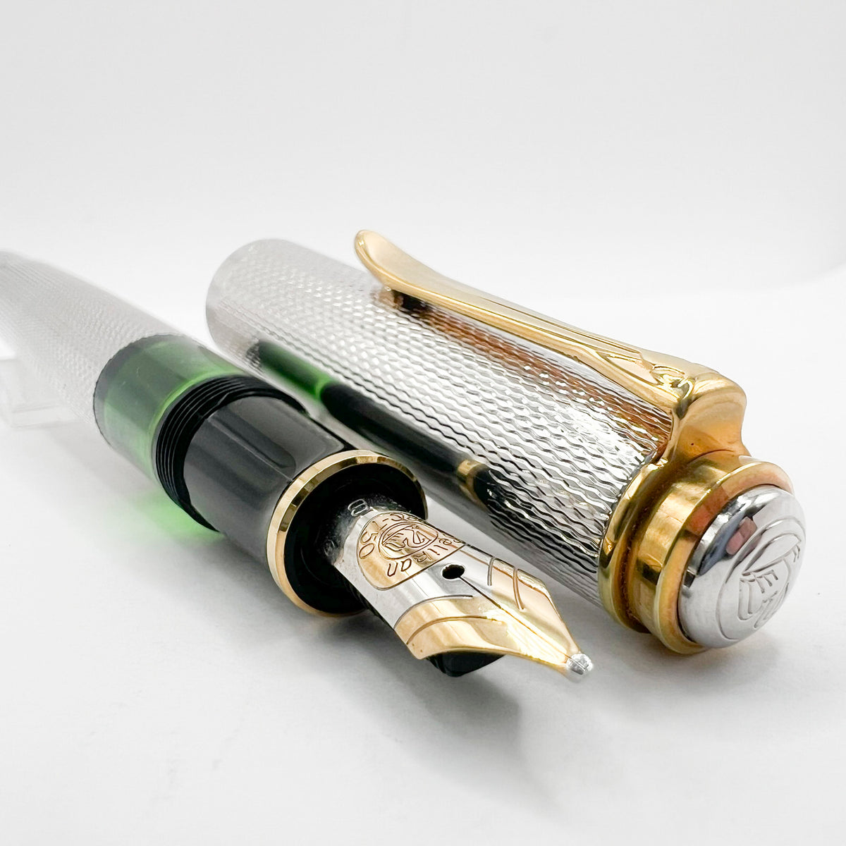 Pelikan M750 Pelikan's 150th Anniversary Fountain Pen - Broad 18C Gold Nib