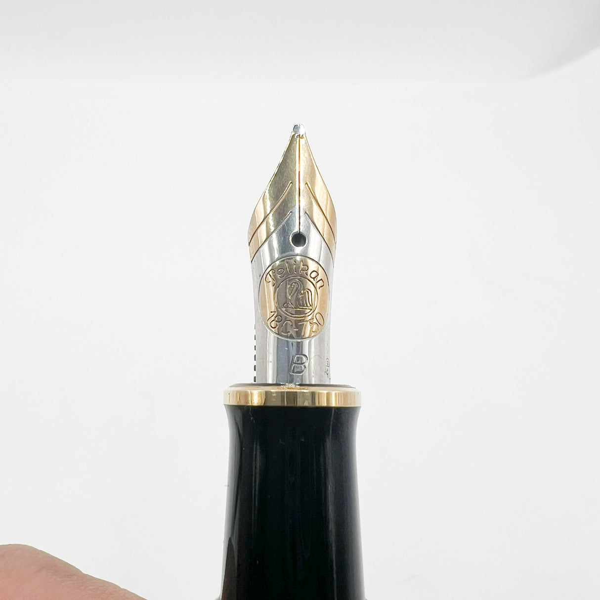 Pelikan M750 Pelikan's 150th Anniversary Fountain Pen - Broad 18C Gold Nib