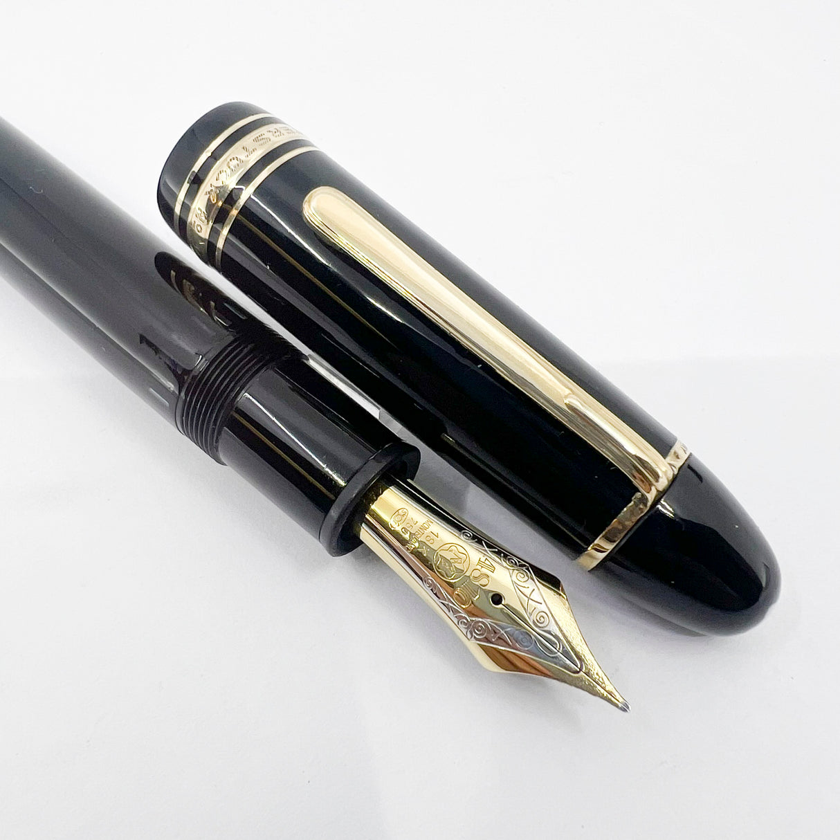 Montblanc Meisterstuck #149 (Largest) Fountain Pen - Semi-Flex Medium 18kt Gold Nib