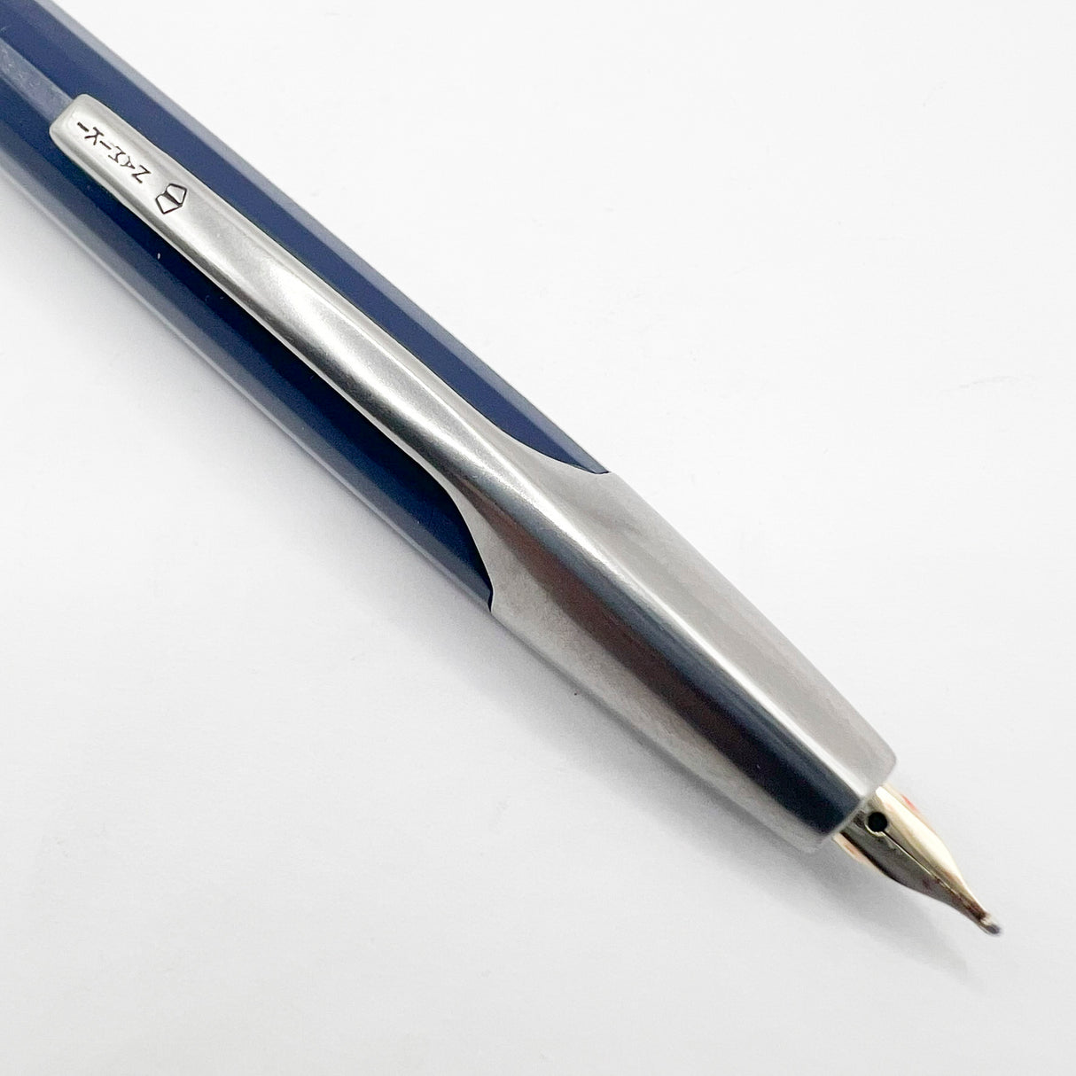 Pilot Namiki Blue Vanishing Point Fountain Pen - Classic Style Multi-Facetted  Body  - 1996 - Medium 14kt Gold  Nib