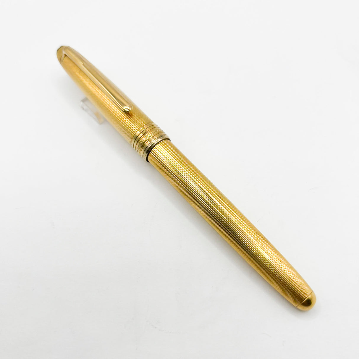 Montblanc Solitaire Gold Plated Barleycorn Classique #144 Fountain Pen - Fine 18kt Gold Nib