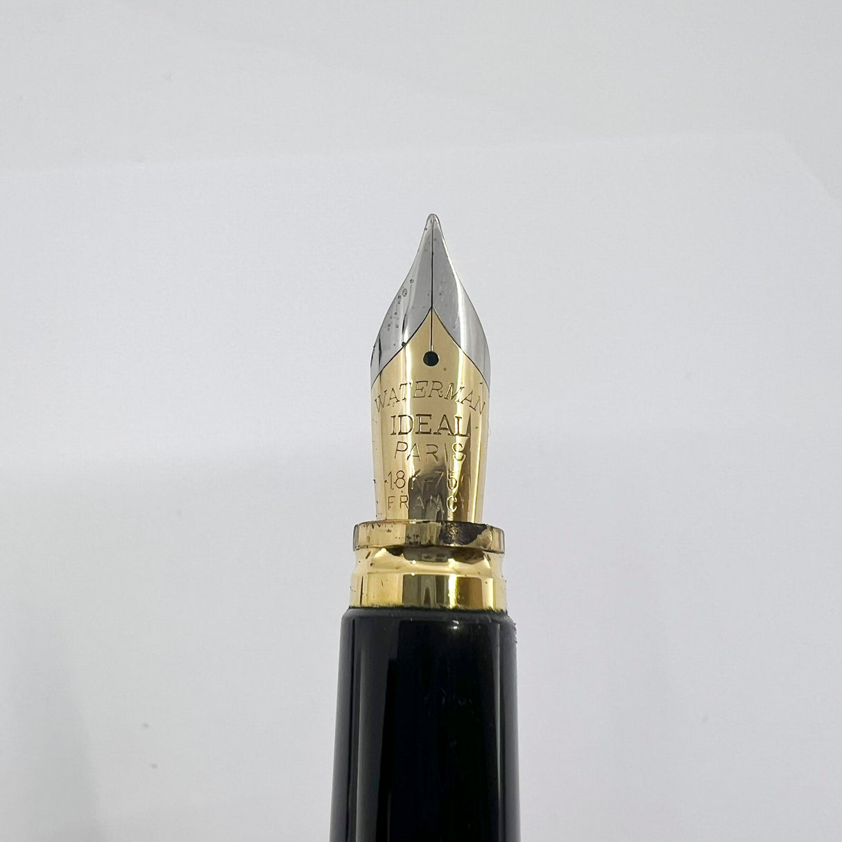 Waterman Patrician Green Marble Lacquer Fountain Pen- Medium 18kt Gold  Nib