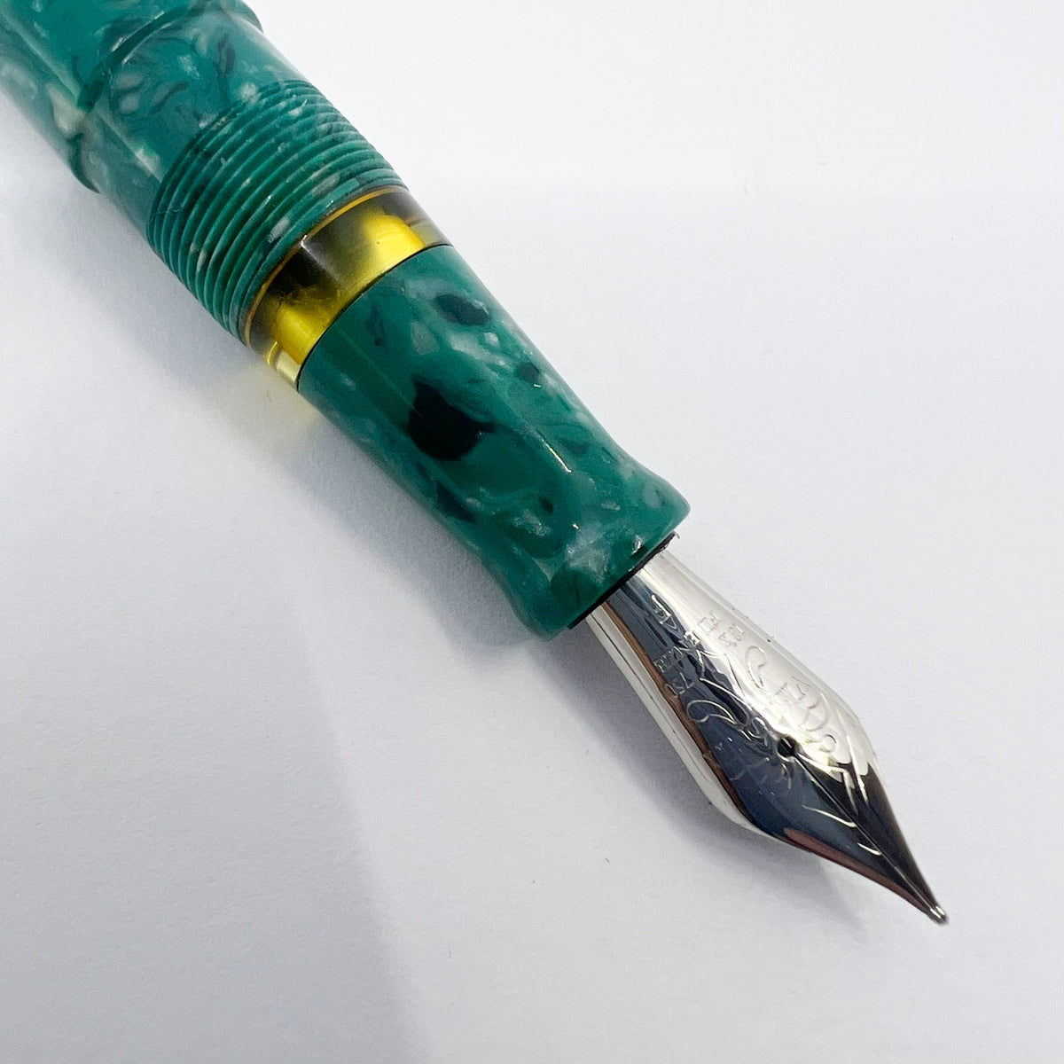 Visconti  Florentia Turquoise Green Celluloid LE Fountain Pen Honoring  Casa delle Stilografica 50th Anniversary - Fine 18kt Gold Nib