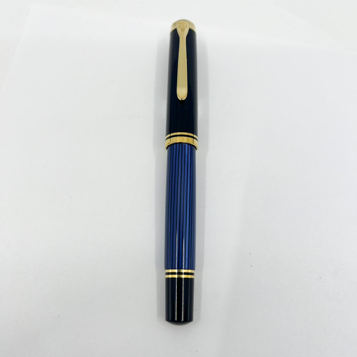 Pelikan M800 Black Cap/Blue Striped Barrel Fountain Pen - Medium 18kt Gold Nib