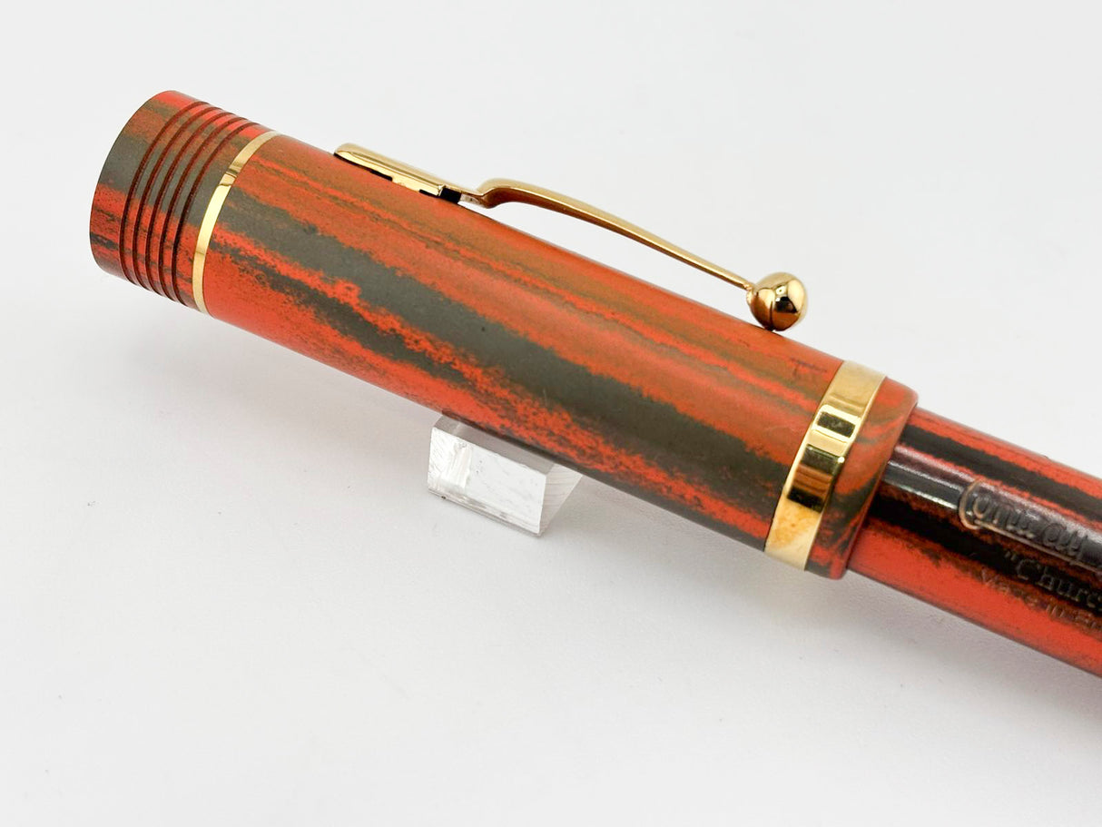Conway Stewart Winston Churchill Woodgrain Ebonite  Fountain Pen - Medium 18kt Gold Nib