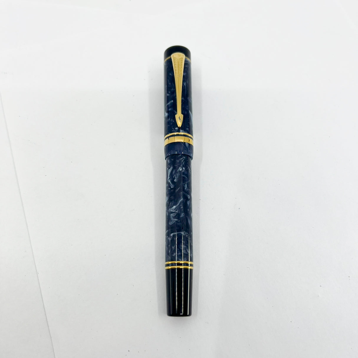 Parker Duofold Centennial (Largest) Marbled Blue  Fountain Pen - Broad Oblique #91 18kt Gold Nib (Circa 1990)
