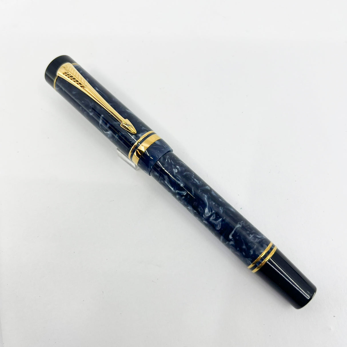 Parker Duofold Centennial (Largest) Marbled Blue  Fountain Pen - Broad Oblique #91 18kt Gold Nib (Circa 1990)