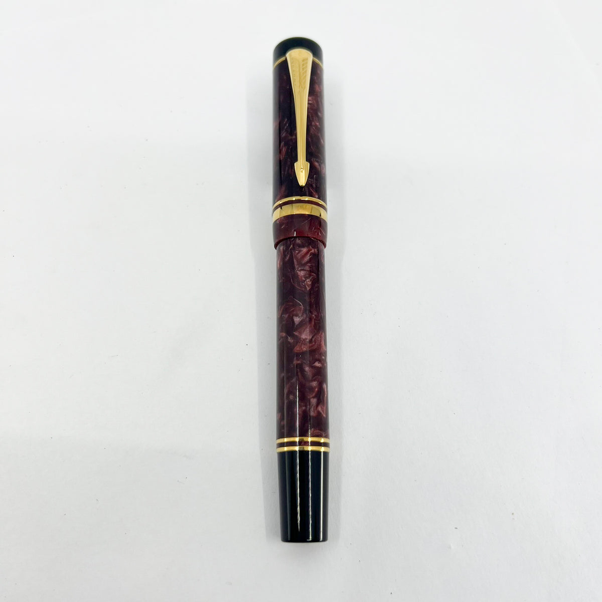 Parker Centennial (Largest Size) Marbled Maroon Duofold Fountain Pen (Circa 1991) -  Medium 18kt Gold Nib