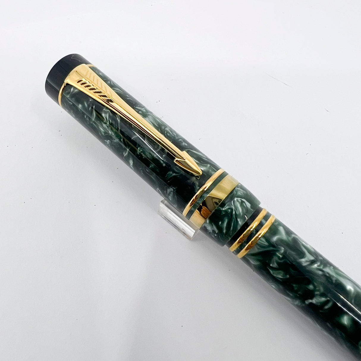 Parker International Green Marble Duofold Fountain Pen (Circa 1989) - Medium 18kt Gold Nib