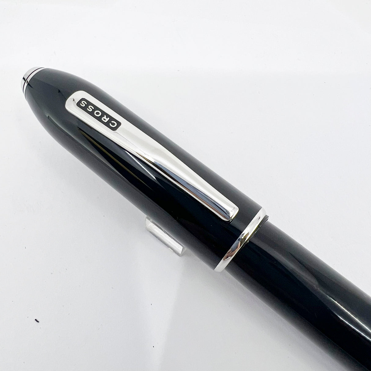 Cross Peerless 125 Black Obsidian Lacquer Fountain Pen - Medium 18kt Gold Nib