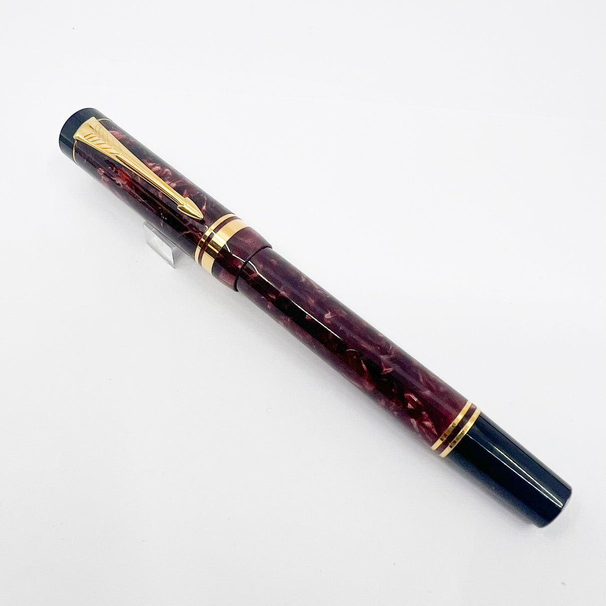 Parker International Maroon Marble Duofold Fountain Pen (Circa 1990) - Fine 18kt Gold Nib