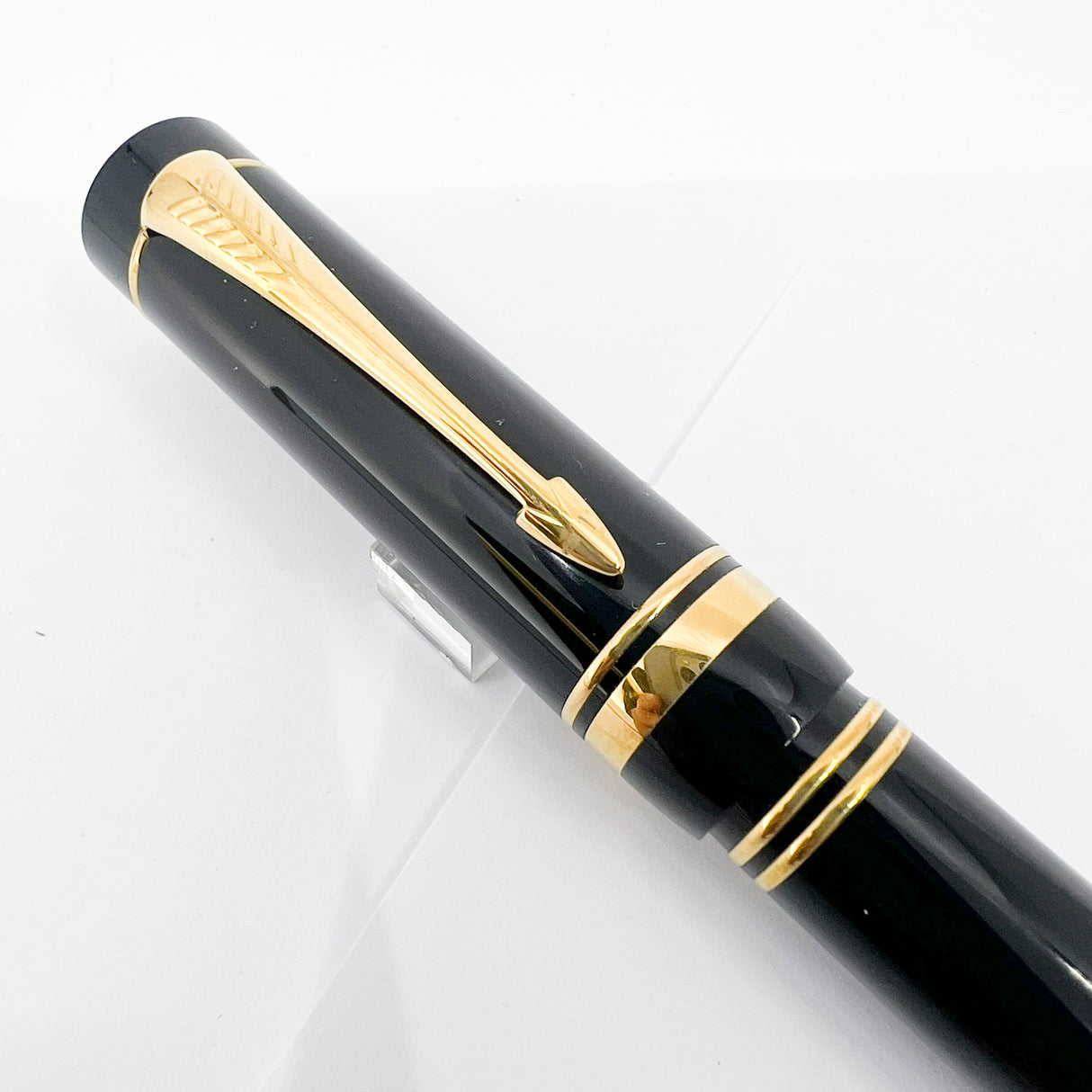 Parker Centennial (Largest Size) Black Duofold Fountain Pen (Circa 1991) - Broad Oblique (#89) 18kt Gold Nib
