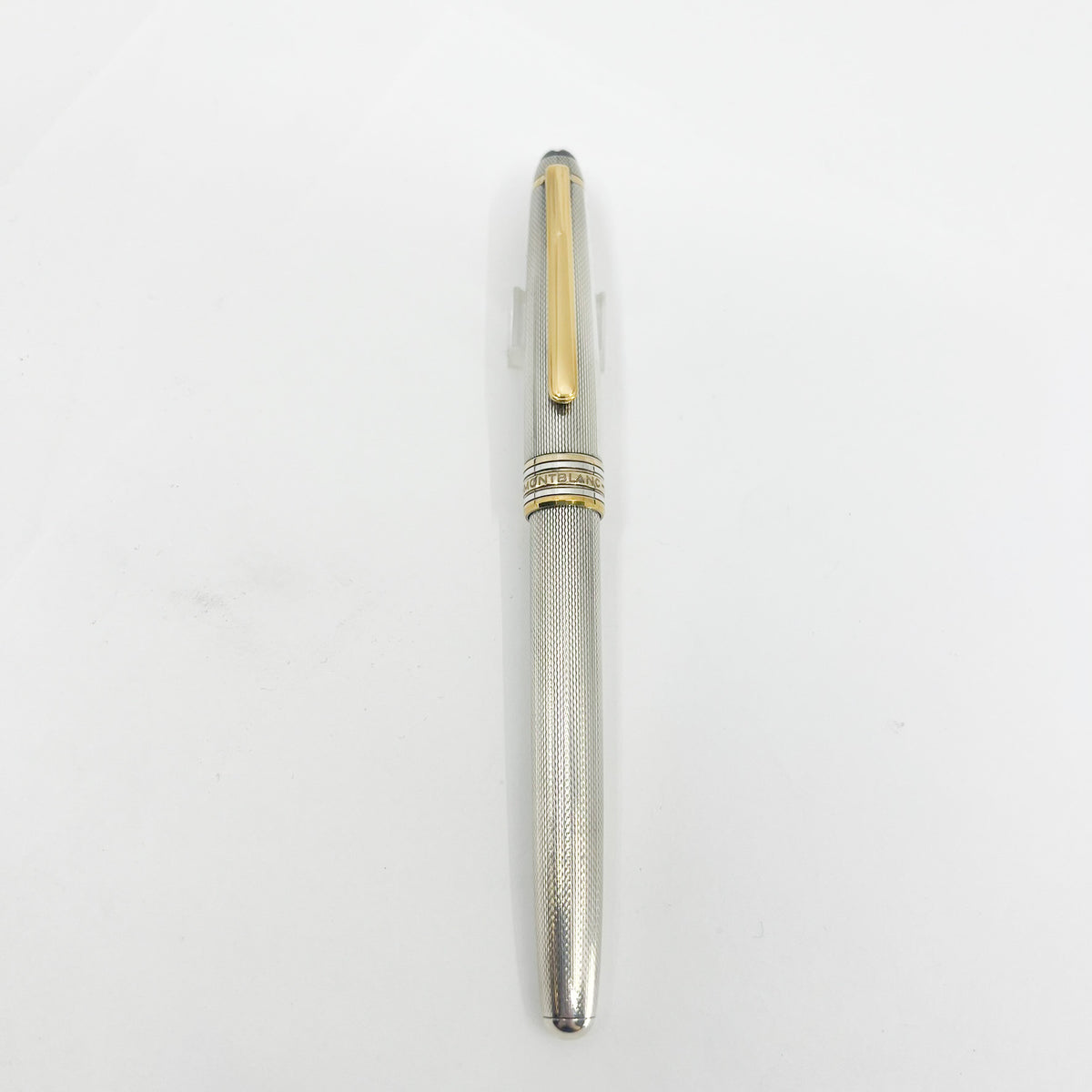 Montblanc Meisterstück Solitaire Barleycorn Sterling Silver  #144 Fountain Pen - Fine 14kt Gold Nib