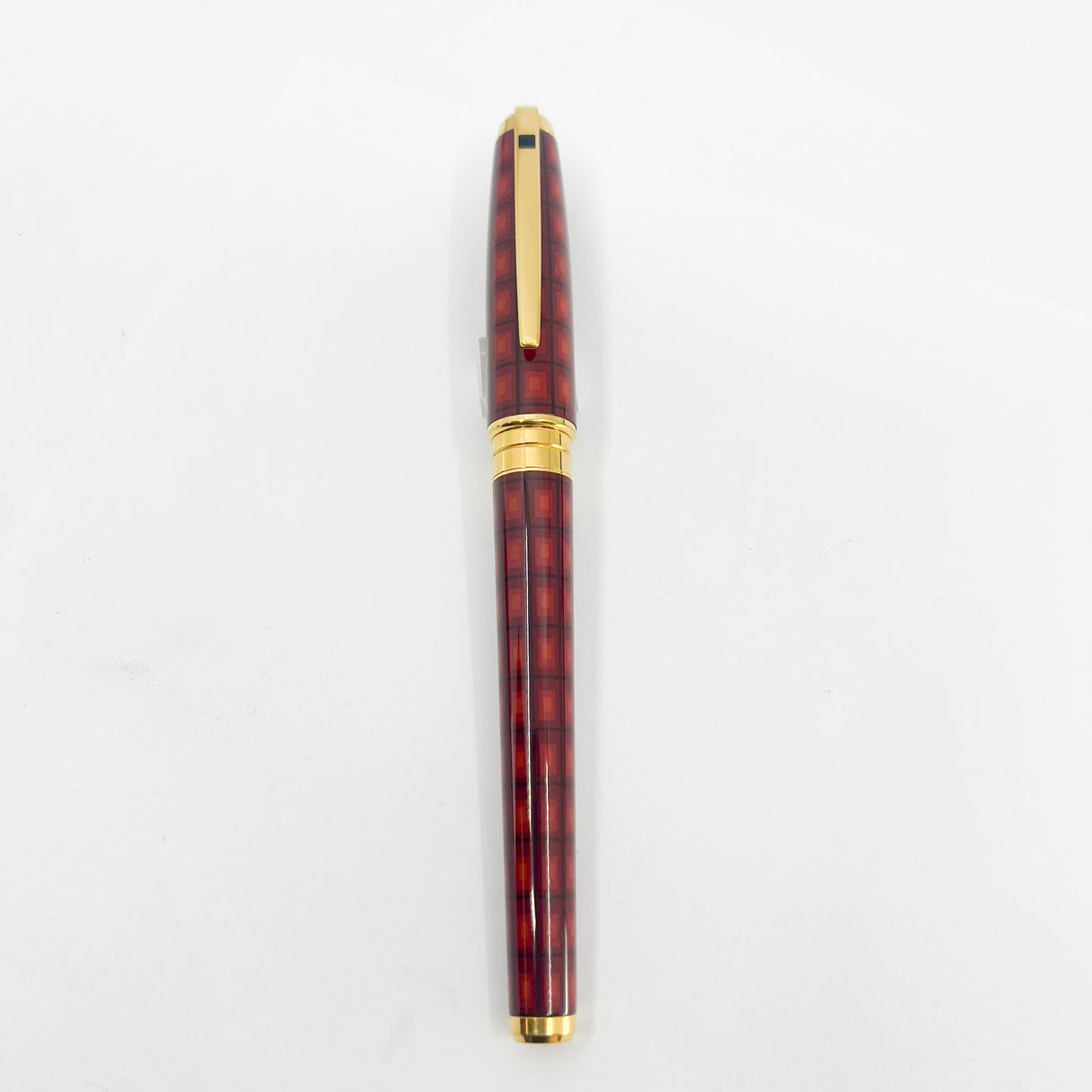 S.T. DuPont Orpheo Vertigo  Laque de Chine Fountain Pen - Medium 18kt Gold Nib
