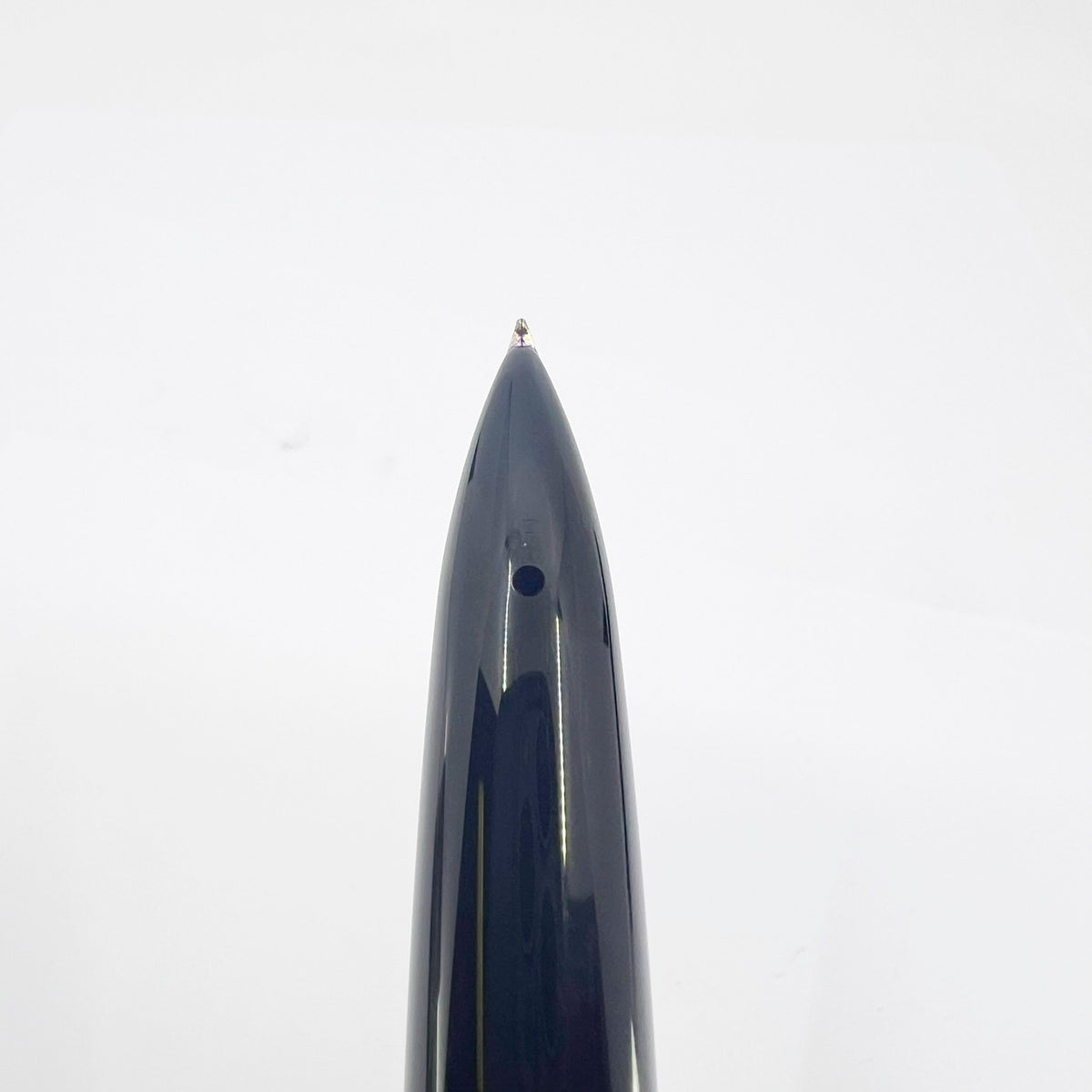 Waterman Carene Deluxe Green Barrel/Gold-Plated Fluted Cap Fountain Pen - Fine 18kt Gold Nib
