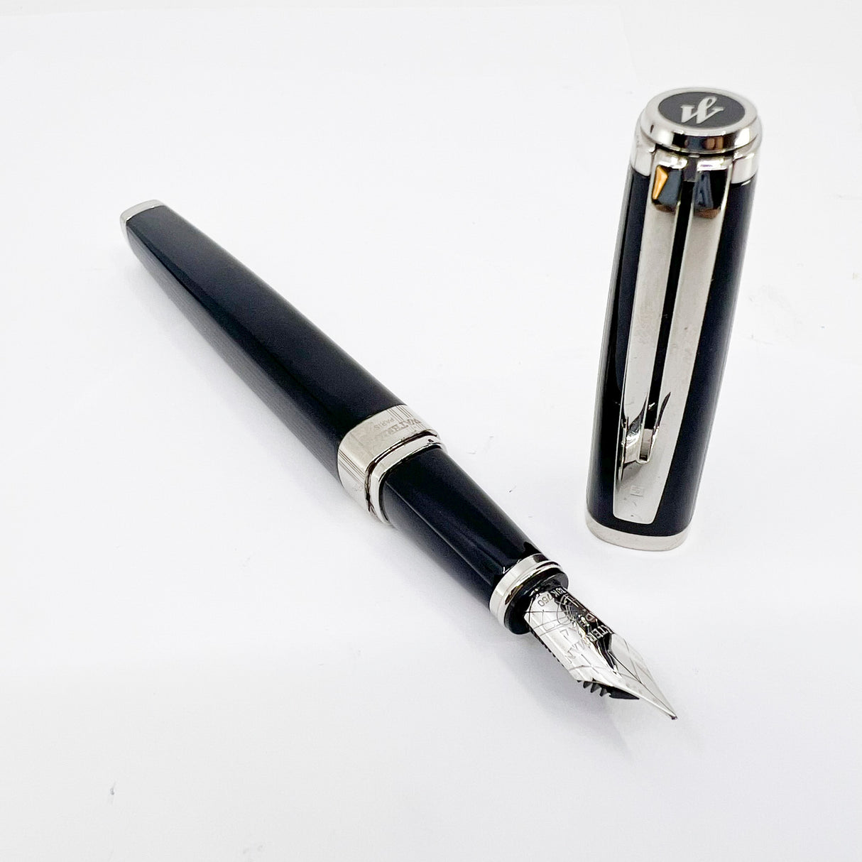 Waterman Oversized Exception Black Fountain Pen - 4-Sided Body  with 2 Sides of Charcoal Stripes -  Medium 18kt Gold Nib