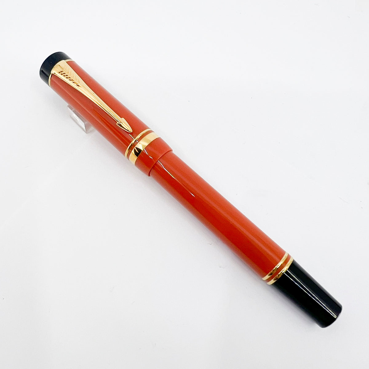 Parker International  Duofold Orange Fountain  Pen - Medium 18kt Gold Nib