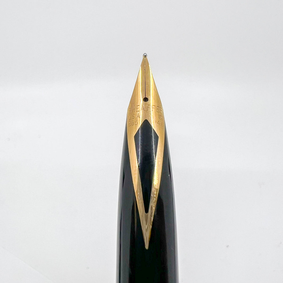 Sheaffer Full Size Targa Matte Black Fountain Pen - Medium 14kt Gold Nib