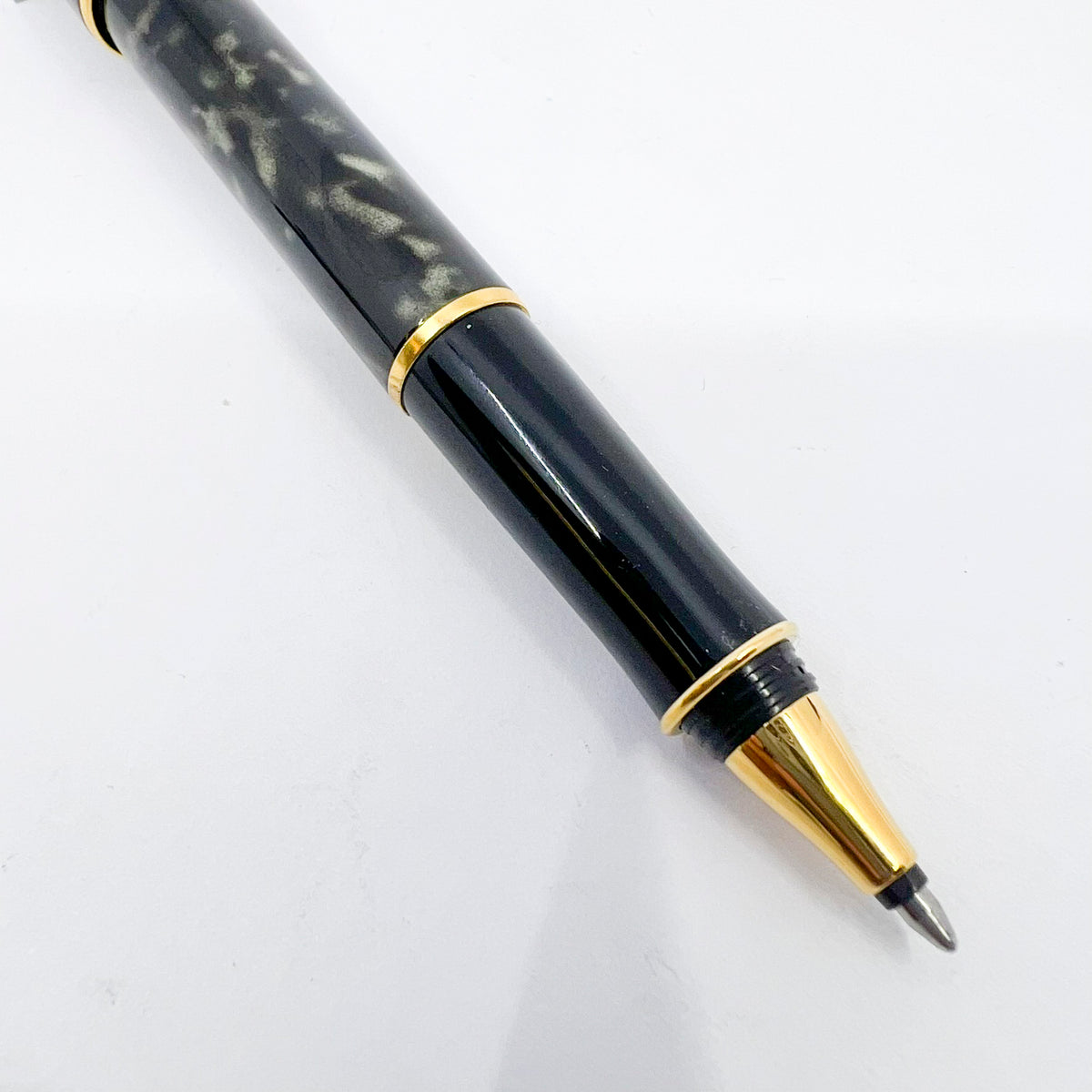 Parker Sonnet Moonbeam Lacque Marbled Charcoal/Ivory Rollerball