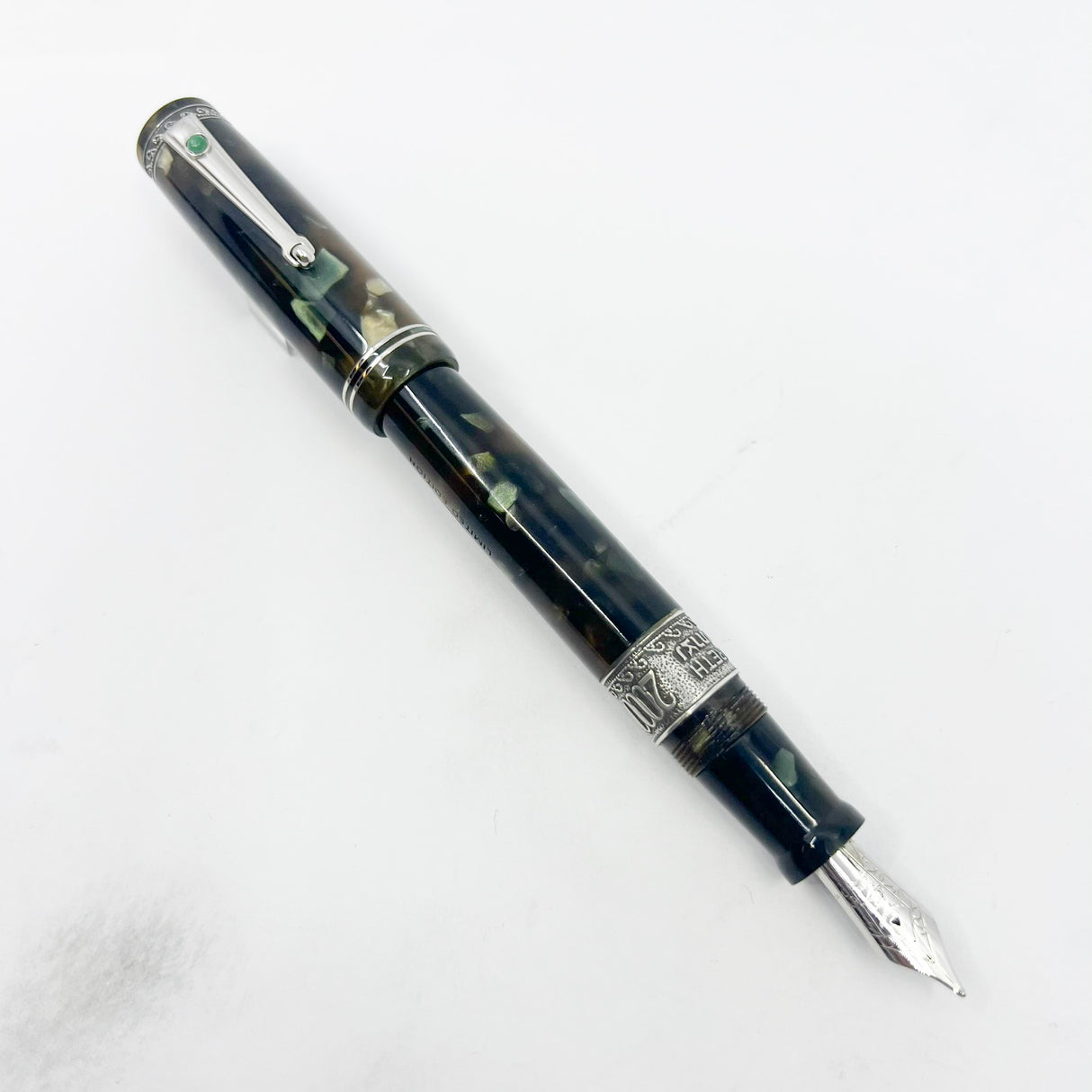 Delta Nazareth 2000 Limited Edition Fountain Pen - Broad 18kt Gold Nib