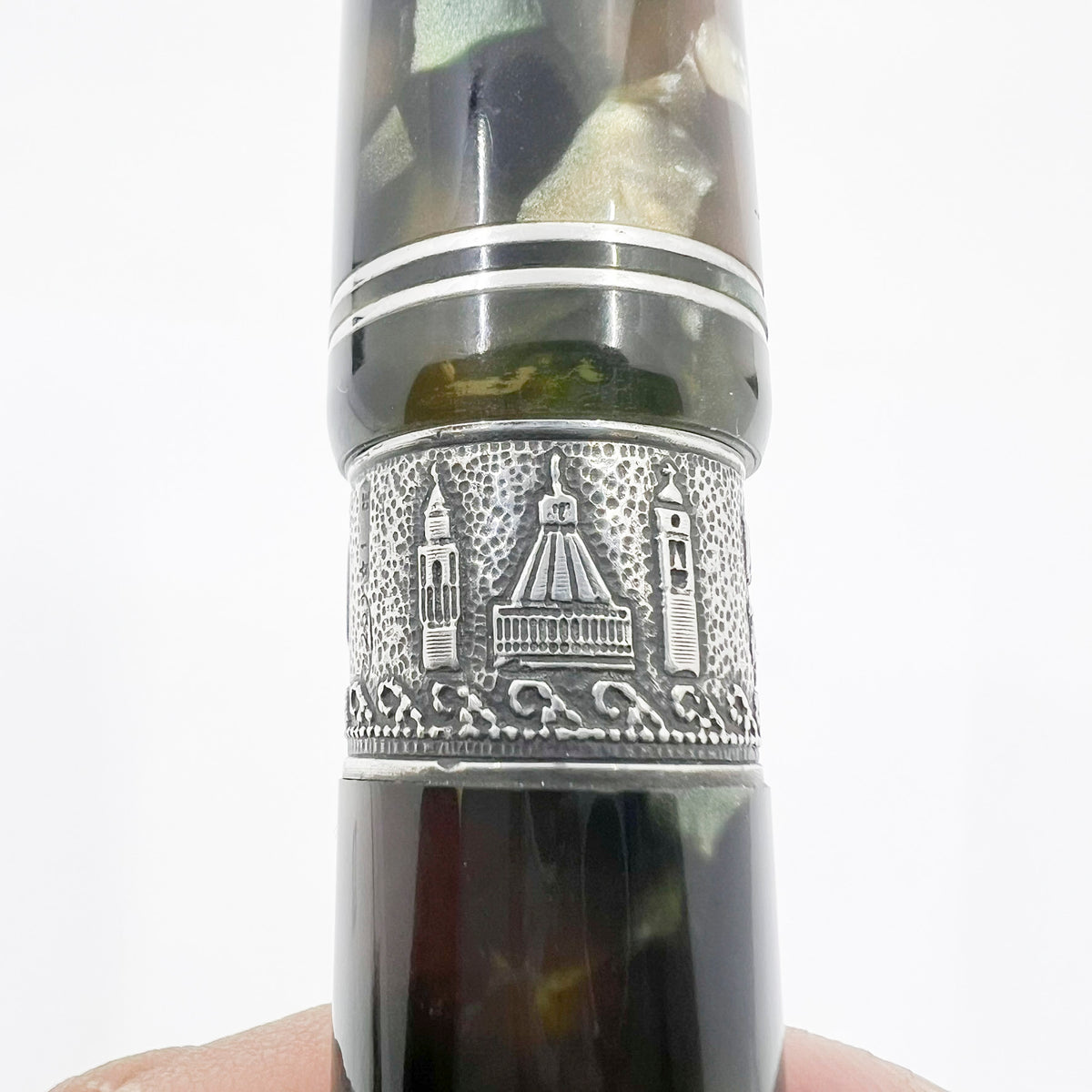 Delta Nazareth 2000 Limited Edition Fountain Pen - Broad 18kt Gold Nib