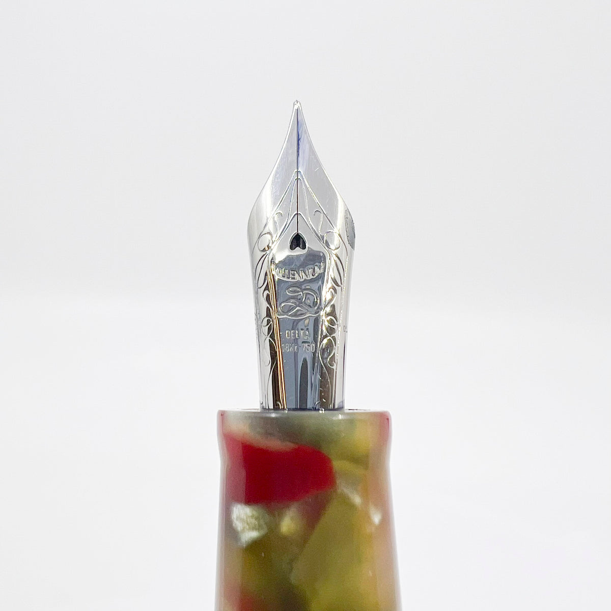 Delta Sorrento Limited Edition Fountain Pen - A Fountain Pen Hospital Exclusive in 2002 - Only 100 Fountain Pens Made - Medium 18kt Gold Nib